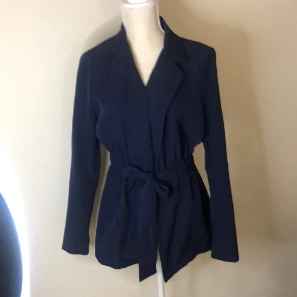 NWOT navy blue blazer - Picture 5 of 6